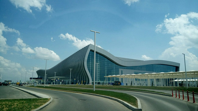 Рекорд пассажиропотока аэропорта Симферополь на майские